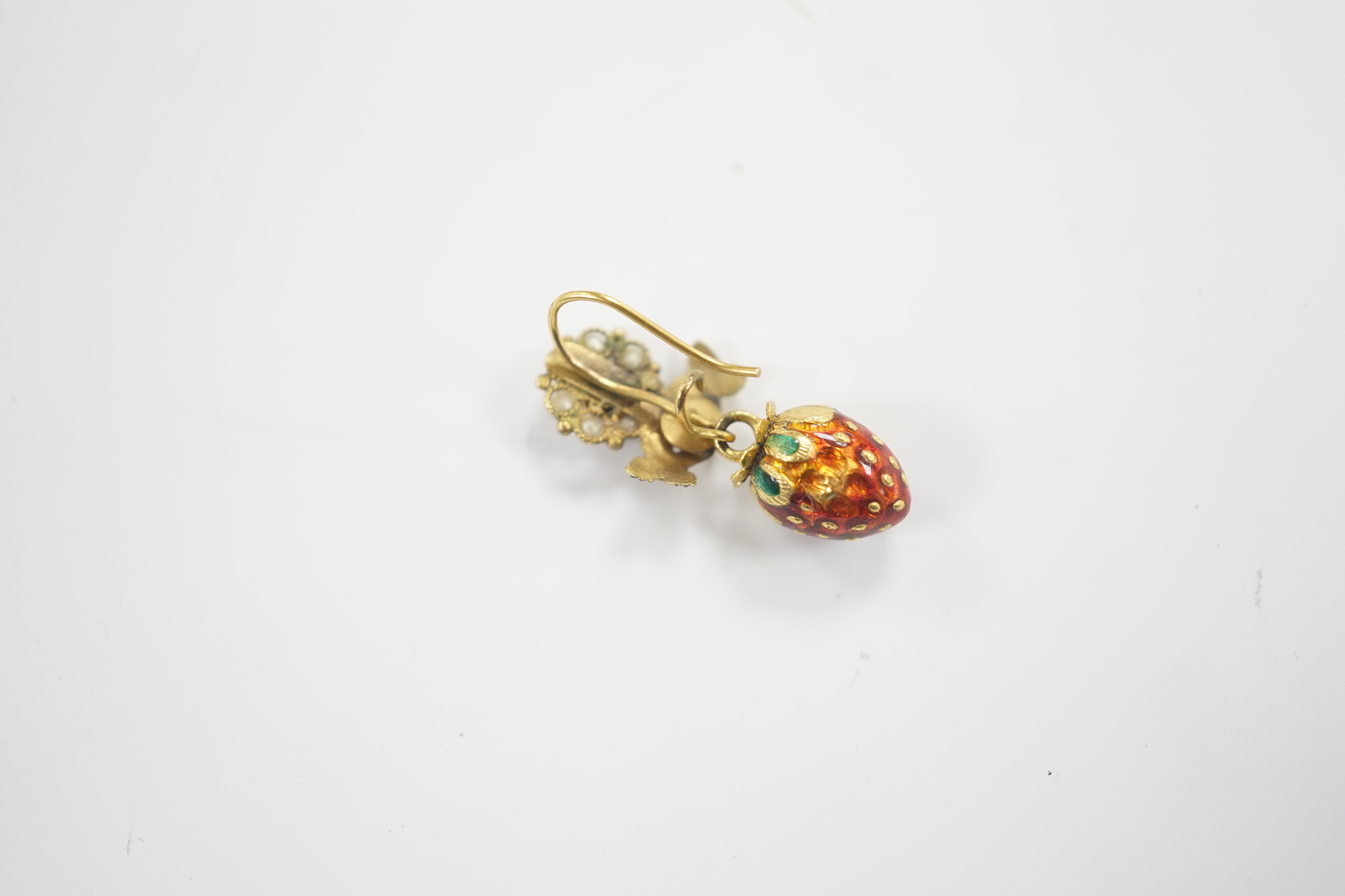 A single antique yellow metal, citrine?, turquoise, seed pearl and enamelled 'strawberry' drop earring, 25mm, gross weight 1.9 grams.